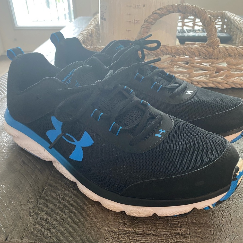 Under armor shoes